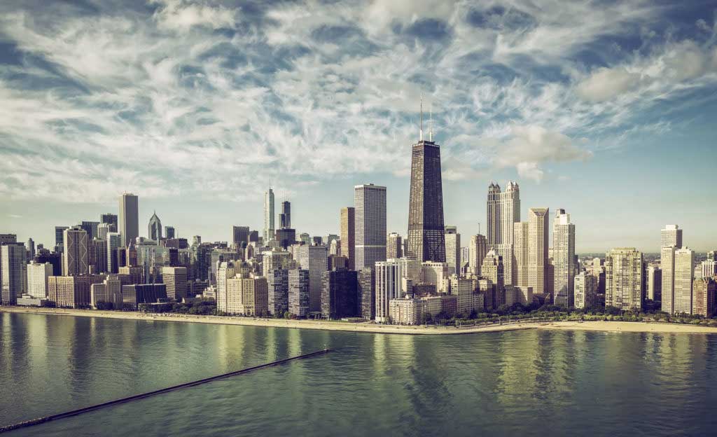 the Chicago, Illinois skyline